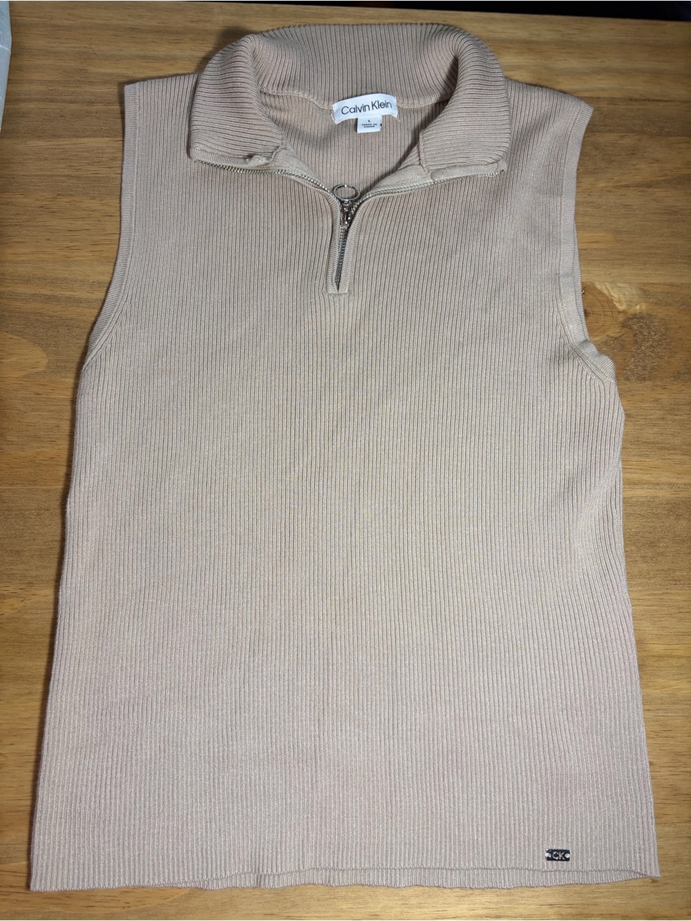 Sleeveless Half-Zip Ribbed Tank Top in Taupe ribbed - Calvin Klein - Picture 3 of 5